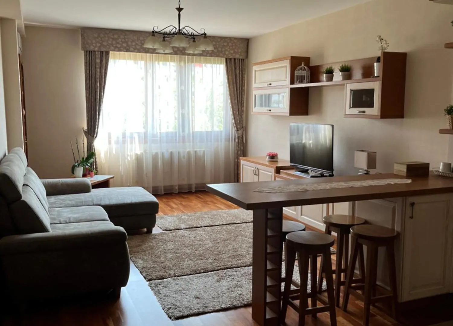 Danube Terrace Elegant With 2 Bedroom With Free Air Conditioner And Private Parking ブダペスト アパート