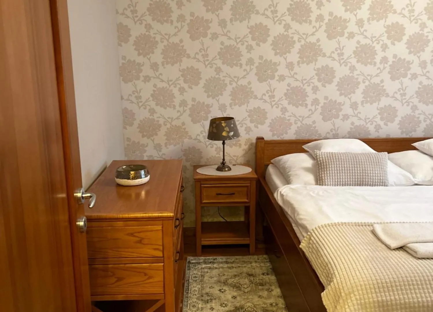 Danube Terrace Elegant With 2 Bedroom With Free Air Conditioner And Private Parking ブダペスト 0*,